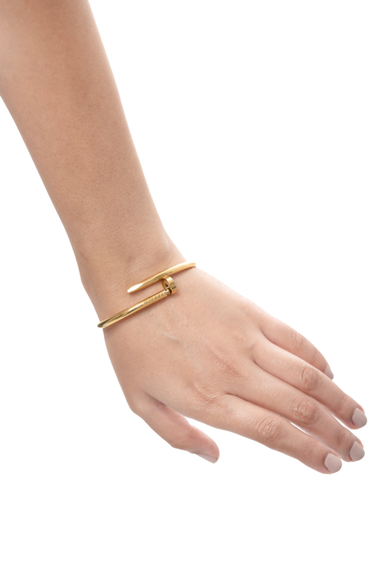 Nailed Bracelet Gold 9